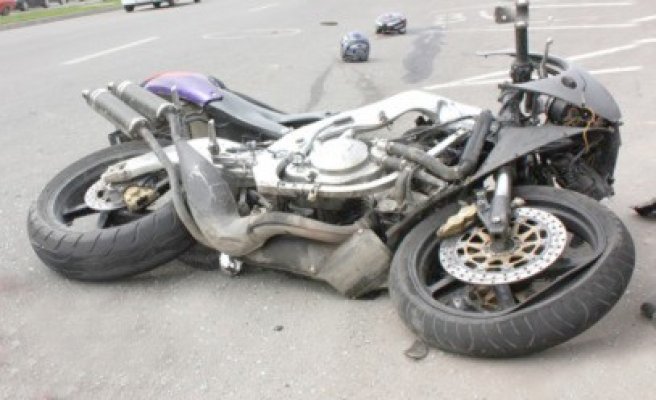Motociclist accidentat de un şofer neatent